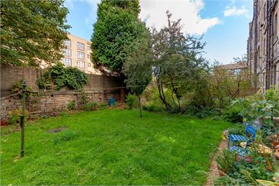 9/8 Hermand Terrace, Edinburgh, EH11 1QZ - image 12