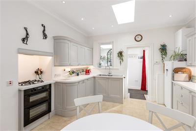 5 Greenbank Loan, Greenbank, Edinburgh, EH10 5SH - image 4