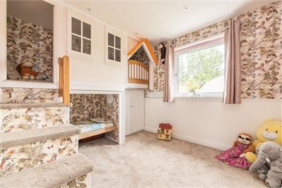 10a Craigmillar Castle Gardens, Edinburgh, EH16 4BR - image 13