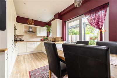 10a Craigmillar Castle Gardens, Edinburgh, EH16 4BR - image 4