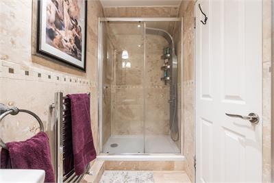 10a Craigmillar Castle Gardens, Edinburgh, EH16 4BR - image 9