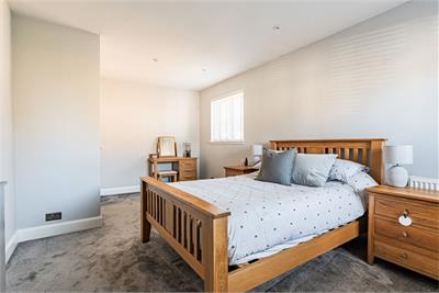 6 Turner Avenue, Edinburgh, EH14 7BS - image 4