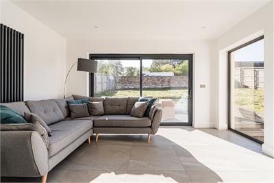 6 Turner Avenue, Edinburgh, EH14 7BS - image 5
