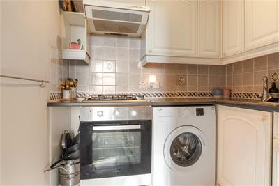 10 Moat Terrace - image 7