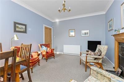 12 Denham Green Terrace, Trinity, Edinburgh, EH5 3PF - image 3