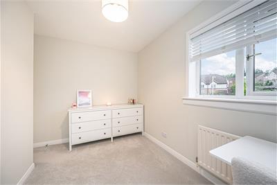 1 Kinnaird Place, Dunfermline, KY12 0XL - image 11