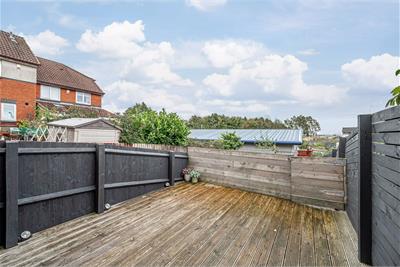 1 Kinnaird Place, Dunfermline, KY12 0XL - image 14