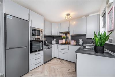 1 Kinnaird Place, Dunfermline, KY12 0XL - image 6