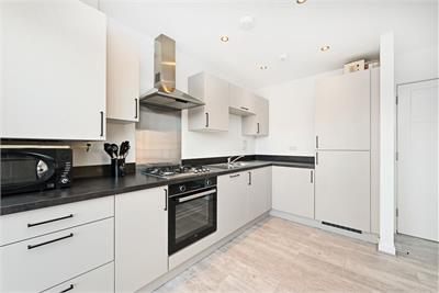 9/8 Muirhouse Crescent, Muirhouse, Edinburgh, EH4 4QF - image 4