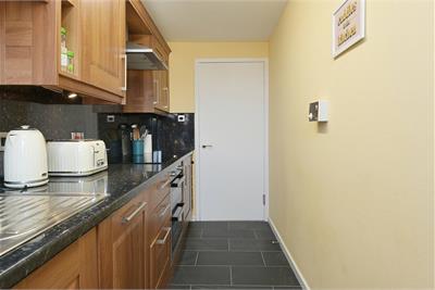 1/27 Chapel Lane, The Shore, Edinburgh, EH6 6ST - image 9