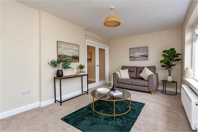 7 Jacobs Drive, Gourock, PA19 1LH - image 3