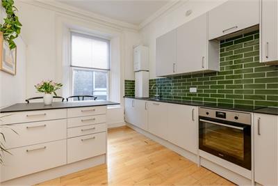11 (2F1) West Maitland Street, West End, Edinburgh, EH12 5DS - image 2