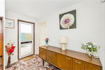 44 Craigentinny Crescent, Edinburgh, EH7 6QB - image 8