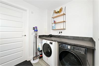 6 Martin Street, Burdiehouse, Edinburgh, EH17 8GB - image 7
