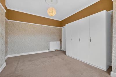 15 Allanpark Street, Largs, KA30 9AG - image 8