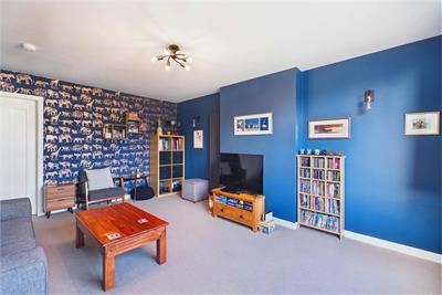 43 Roull Road, Edinburgh, EH12 7JW - image 4