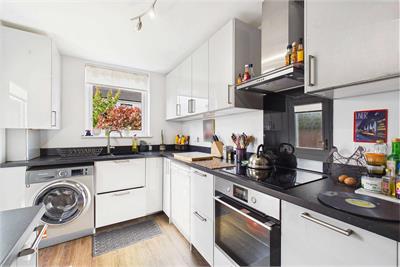43 Roull Road, Edinburgh, EH12 7JW - image 10