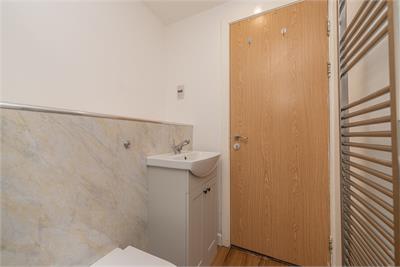 Flat 1, 10 East Pilton Farm Crescent, Edinburgh, EH5 2GH - image 19
