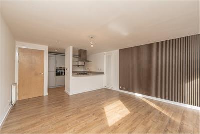 Flat 1, 10 East Pilton Farm Crescent, Edinburgh, EH5 2GH - image 6