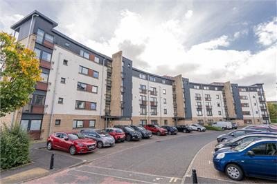 Flat 1, 10 East Pilton Farm Crescent, Edinburgh, EH5 2GH - image 1