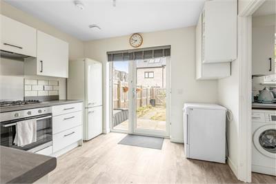 10 Weir Street, Sighthill, Edinburgh, EH11 4FG - image 5