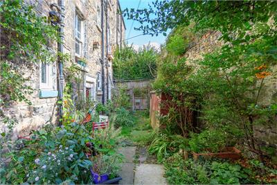9/3 Rosevale Terrace, Edinburgh, EH6 8AR - image 18