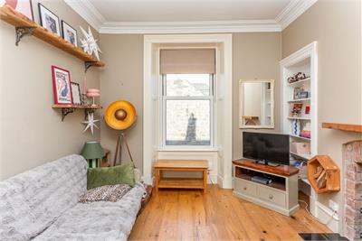 9/3 Rosevale Terrace, Edinburgh, EH6 8AR - image 4