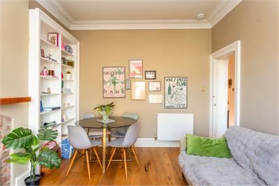 9/3 Rosevale Terrace, Edinburgh, EH6 8AR - image 6