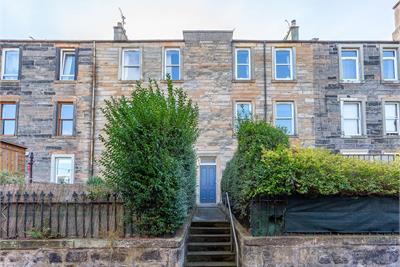 9/3 Rosevale Terrace, Edinburgh, EH6 8AR - image 1
