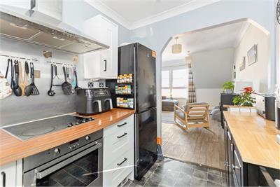 13/6 Ferry Gait Crescent, Silverknowes, Edinburgh, EH4 4GS - image 5