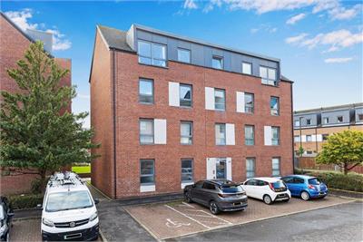 13/6 Ferry Gait Crescent, Silverknowes, Edinburgh, EH4 4GS - image 1