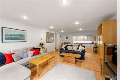 1 Vennel, Old Town, Edinburgh, EH1 2HU - image 6