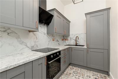 1 Flat 7, Harrison Road, Edinburgh, EH11 1EG - image 4