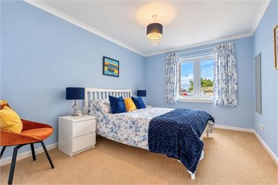 33 The Shores, Skelmorlie, PA17 5AZ - image 15