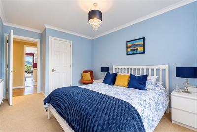 33 The Shores, Skelmorlie, PA17 5AZ - image 16