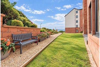 33 The Shores, Skelmorlie, PA17 5AZ - image 24