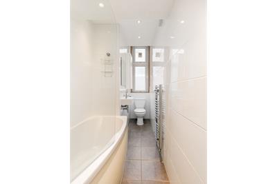 2F3, 16 St. Peters Place, Viewforth, Edinburgh, EH3 9PH - image 17
