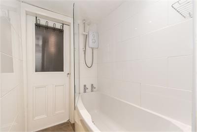 2F3, 16 St. Peters Place, Viewforth, Edinburgh, EH3 9PH - image 18