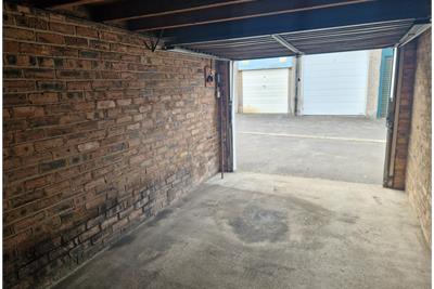 4 (Garage 6), Beaufort Road Edinburgh, EH9 1AF - image 11