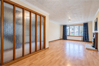 5 Newhaven Grove, Largs, KA30 8NS - image 2