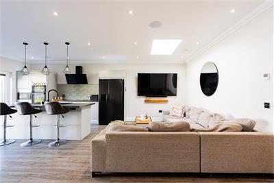 1 Parker Avenue, Edinburgh, EH7 6SB - image 4