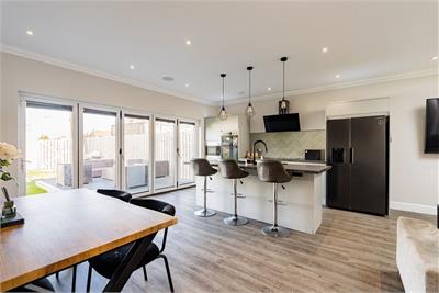 1 Parker Avenue, Edinburgh, EH7 6SB - image 5