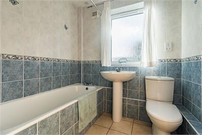 43 Broomhall Terrace, Edinburgh, EH12 7PT - image 15