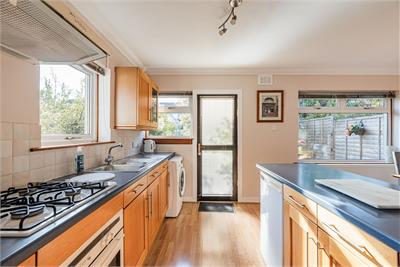 43 Broomhall Terrace, Edinburgh, EH12 7PT - image 5
