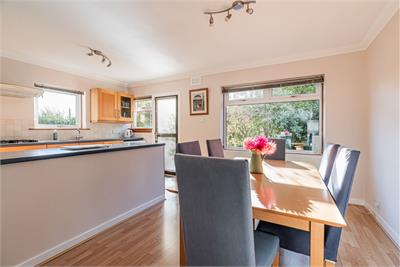 43 Broomhall Terrace, Edinburgh, EH12 7PT - image 8