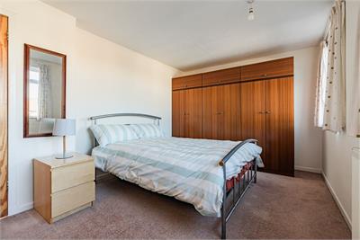 43 Broomhall Terrace, Edinburgh, EH12 7PT - image 9