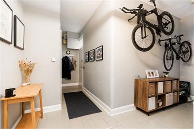 82/13 Harrison Gardens, Edinburgh, EH11 1SB - image 15