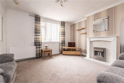 11 Clermiston Green, Edinburgh, EH4 7PB - image 2