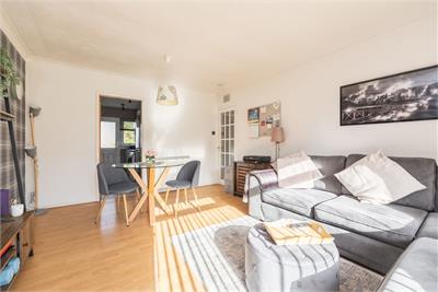 5 Cairns Gardens, Edinburgh, EH14 7HJ - image 4