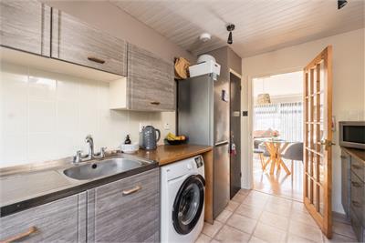 5 Cairns Gardens, Edinburgh, EH14 7HJ - image 6